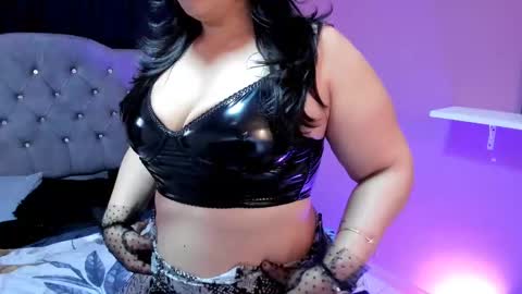  MARTINA   online show from 02-21-25, 07:21