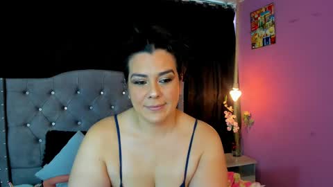   MARTINA   online show from 03-05-25, 12:00