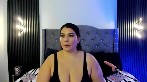   MARTINA   online show from 09-18-25, 11:56