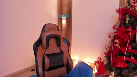   MARTINA   online show from 12-20-25, 12:45