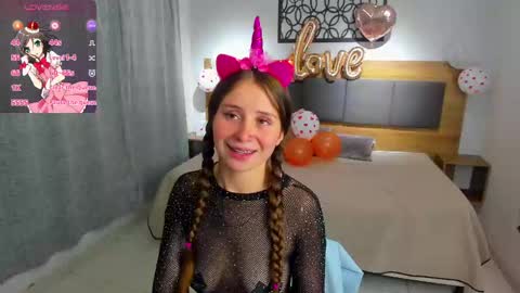  M A R T I N A  online show from 09-09-25, 12:26