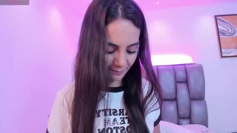 Martina online show from 12-20-25, 12:01