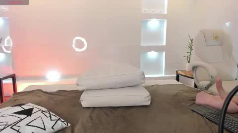 Snapshot of martina_mayers chatting on 03-10-25, 11:16 Martina online show from 03-10-25, 11:16