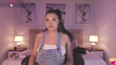 NATALIA ON A TRAVEL FROM DECEMBER 6TH TO THE 9TH ENJOY ME BEFORE I LEAVE online show from 02-18-25, 08:03