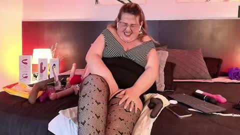 Martina Caicedo online show from 02-15-25, 04:01