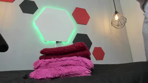 Martina online show from 12-04-24, 07:50