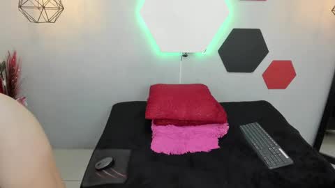 Martina online show from 12-14-24, 04:12
