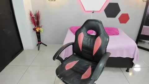 Martina online show from 12-15-24, 03:24