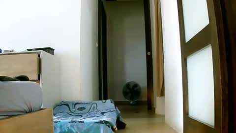 Play with me I obey I promise  online show from 10-05-25, 11:41