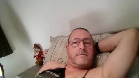 Hotguy61 online show from 09-30-25, 08:03