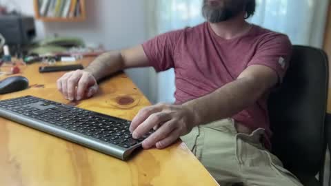 Martincito online show from 12-19-24, 07:18