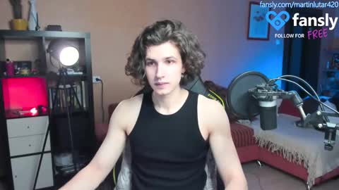 Snapshot of martinlutar420 chatting on 10-18-25, 07:53 Daddy Marty online show from 10-18-25, 07:53