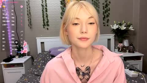 Lisa online show from 02-11-26, 02:11