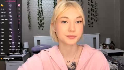 Lisa online show from 02-28-26, 12:06