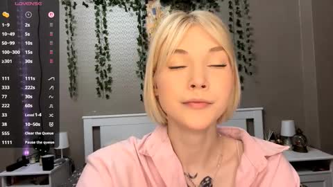 Lisa online show from 03-02-26, 02:24