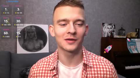 Snapshot of marvelboy_ chatting on 01-17-25, 09:28 Alex online show from 01-17-25, 09:28