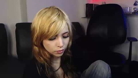                      100   online show from 02-17-25, 09:30