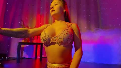 Julia online show from 02-23-26, 12:19