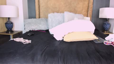  online show from 12-12-24, 11:58