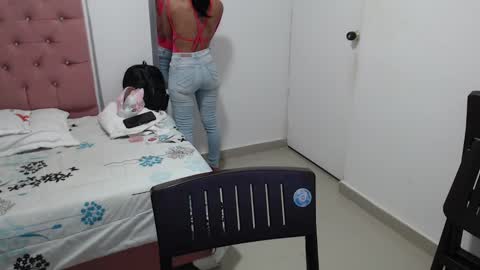 Hi guys im Mary  online show from 01-15-25, 12:04