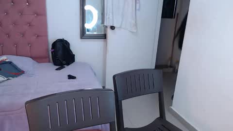 Hi guys im Mary  online show from 03-09-25, 12:09