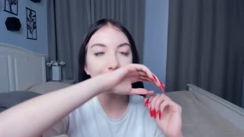 Mary online show from 12-15-25, 10:08