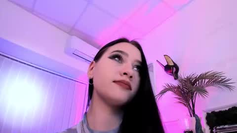 Mary online show from 10-19-25, 06:47