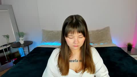 mary_stevenss online show from 12-08-24, 08:20