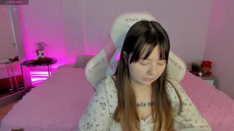 mary_stevenss online show from 01-14-25, 08:20