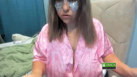 Snapshot of mary_touch chatting on 11-02-25, 01:13 mary_touch online show from 11-02-25, 01:13