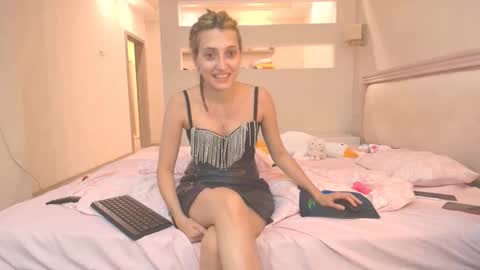 marya442004 online show from 09-28-25, 11:10