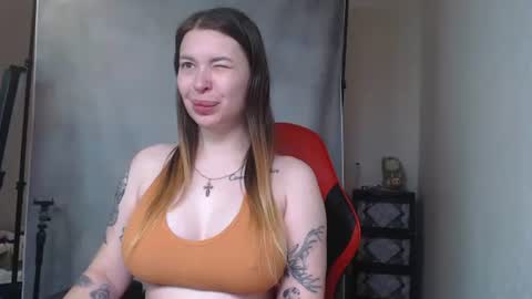 MaryHotLoves online show from 10-24-25, 09:06