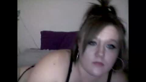 Snapshot of maryjane7036 chatting on 02-09-25, 12:19 maryjane7036 online show from 02-09-25, 12:19