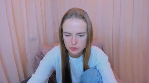 Mari online show from 11-26-25, 11:55