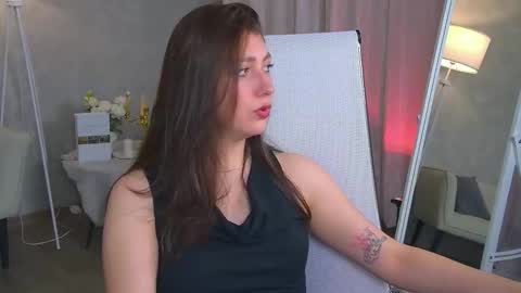 Mary Miller online show from 11-18-25, 10:20