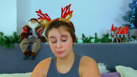 MaryMurrays online show from 12-22-24, 06:37