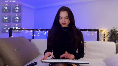 Marina online show from 12-21-24, 09:04