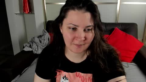 Mary online show from 10-10-25, 05:01