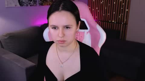 Mary online show from 02-25-26, 03:21