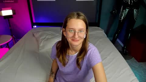 maryyy_may online show from 10-04-25, 07:50