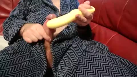 Snapshot of mas_333 chatting on 12-10-24, 01:33 mas 333 online show from 12-10-24, 01:33