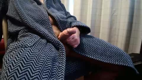 Snapshot of mas_333 chatting on 03-06-25, 03:24 mas 333 online show from 03-06-25, 03:24