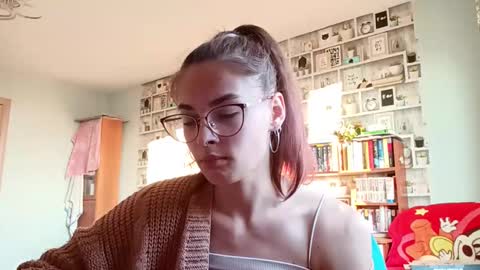 Snapshot of masakogowdy chatting on 04-06-26, 09:10 Kelly online show from 04-06-26, 09:10