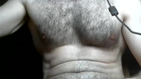 Snapshot of masculi32 chatting on 02-12-26, 04:24 JayKer online show from 02-12-26, 04:24