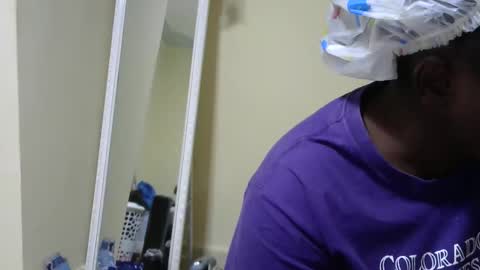 Snapshot of maseratty chatting on 12-02-25, 09:21 Cate online show from 12-02-25, 09:21