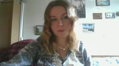 Snapshot of mashal94 chatting on 11-15-25, 11:29 mashal94 online show from 11-15-25, 11:29