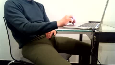 Mask07 online show from 01-17-25, 10:23