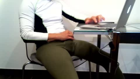 Mask07 online show from 09-09-25, 04:17