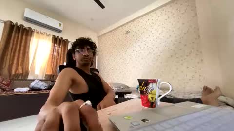 maskboyz2003 online show from 10-09-25, 02:42