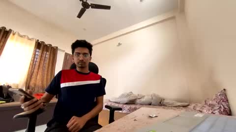 Snapshot of maskboyz2004 chatting on 12-28-24, 03:37 Mask Boy online show from 12-28-24, 03:37